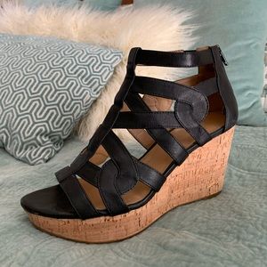 Strappy black wedges - Nine West